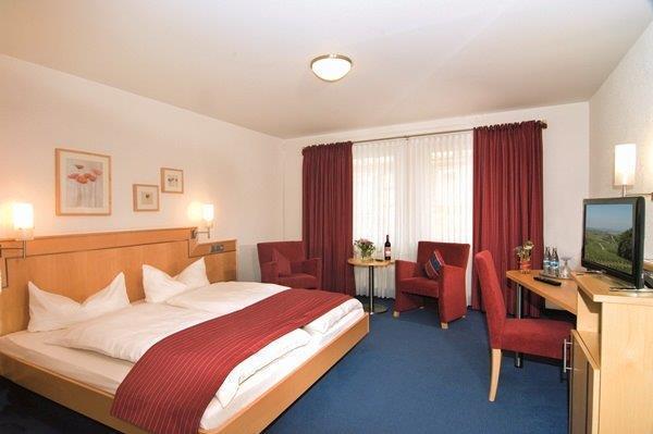 Pension Gaestehaus Kachelofa Vaihingen an der Enz Habitación foto
